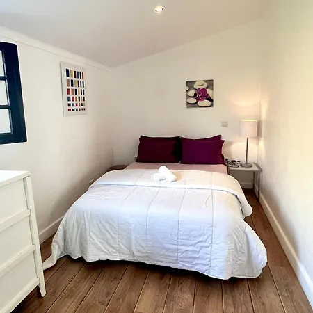 Linda קונסולקאו